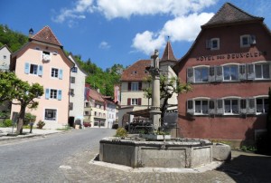 ST-URSANNE-rue-du-23-juin